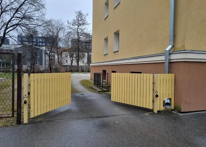 Free Parking In The Yard Quiet Area Center Apartamento Tallin